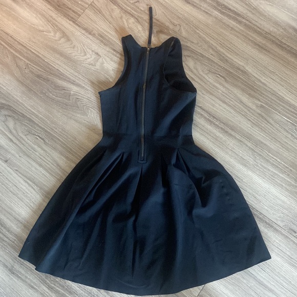 Lululemon Here to There Skater Dress 1st Release- size 6 - Picture 7 of 7